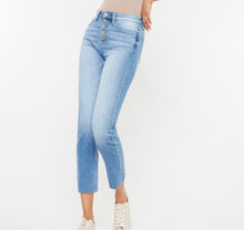 Load image into Gallery viewer, Medium Wash Straight Leg skinny Jeans
